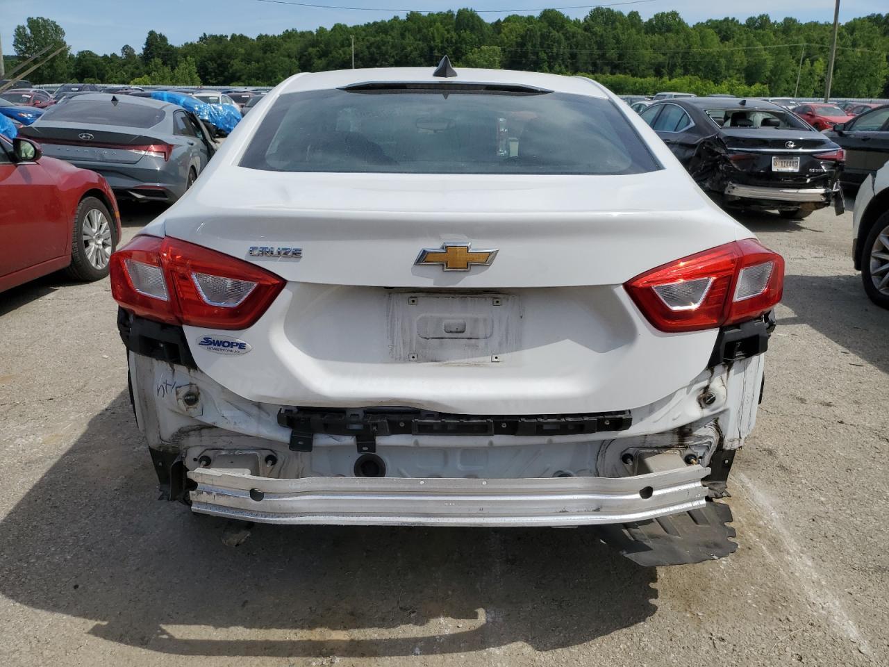 2017 CHEVROLET CRUZE LS - Image 6