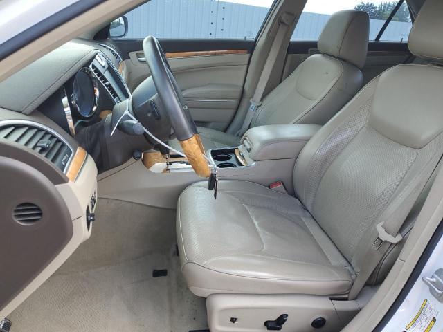 2014 Chrysler 300C - Image 7