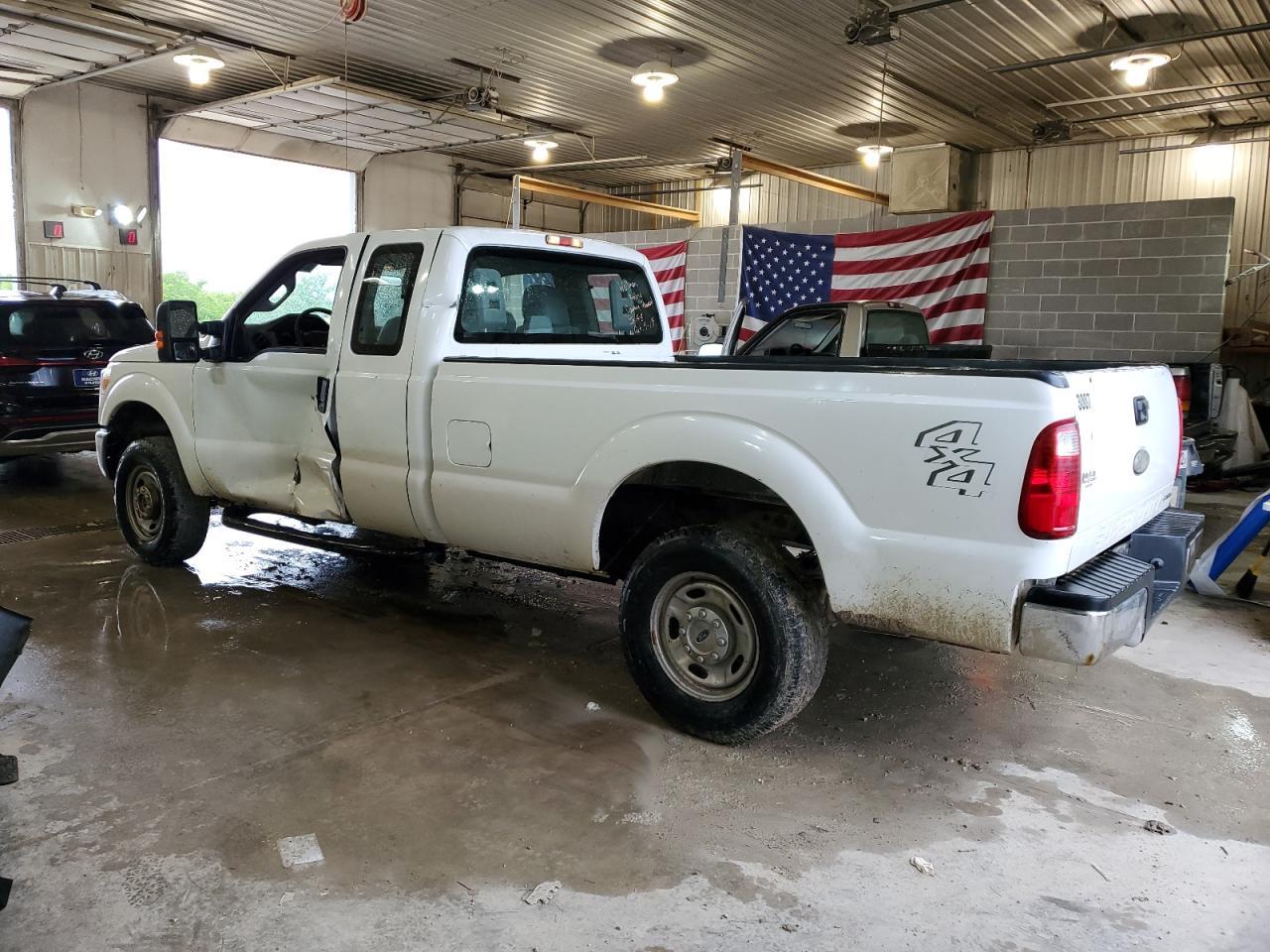 2012 FORD F250 SUPER - Image 2