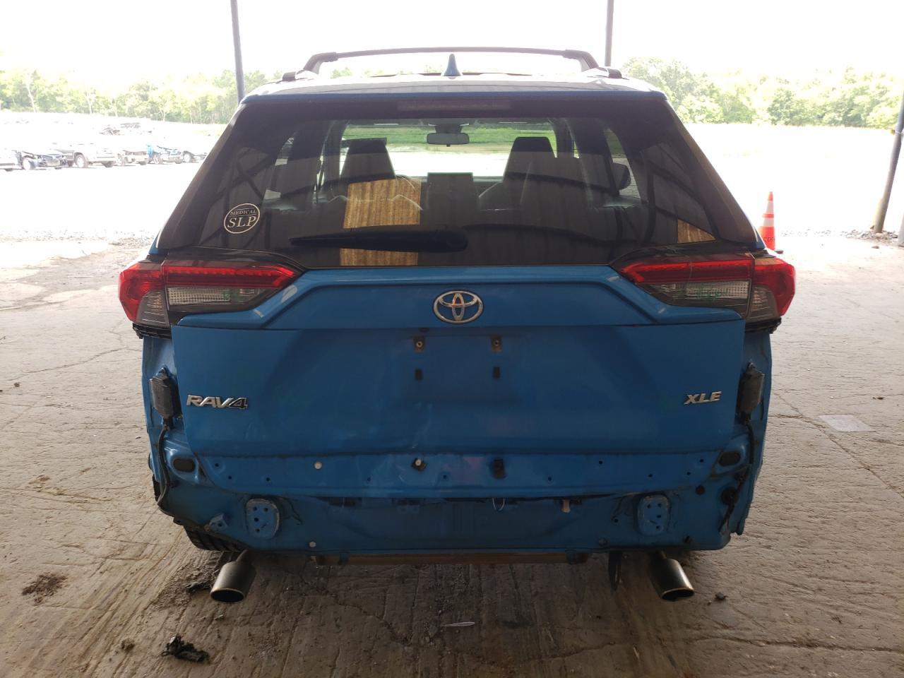 2019 TOYOTA RAV4 XLE P - Image 6