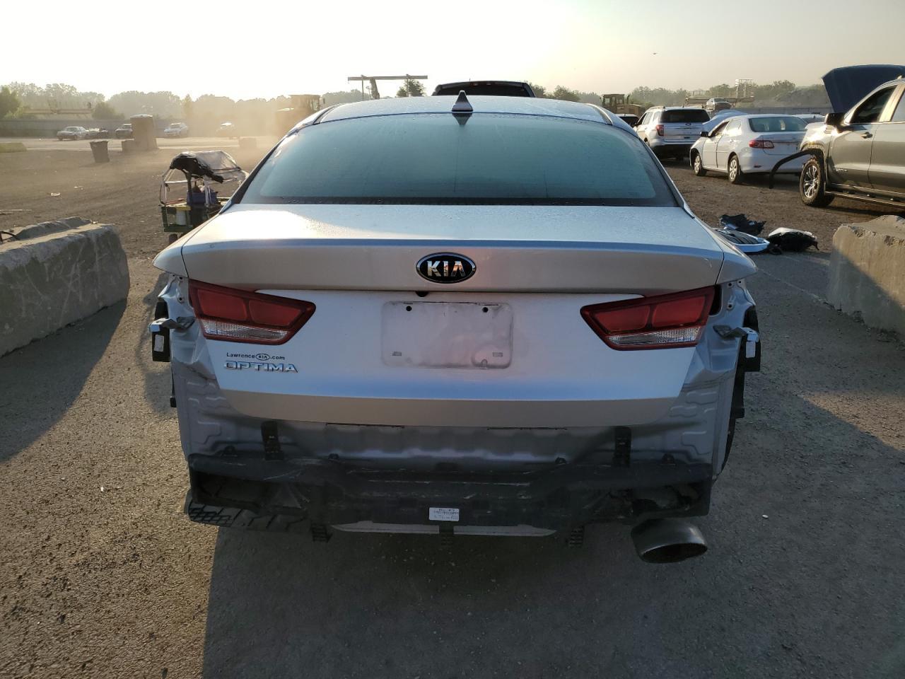 2016 KIA OPTIMA LX - Фото 6