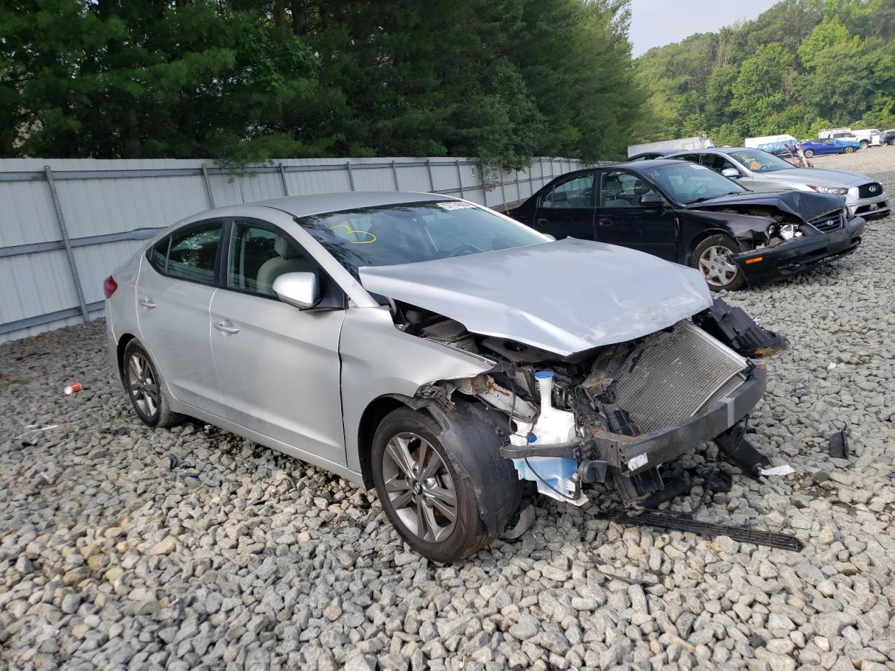 2018 HYUNDAI ELANTRA SE - Image 4