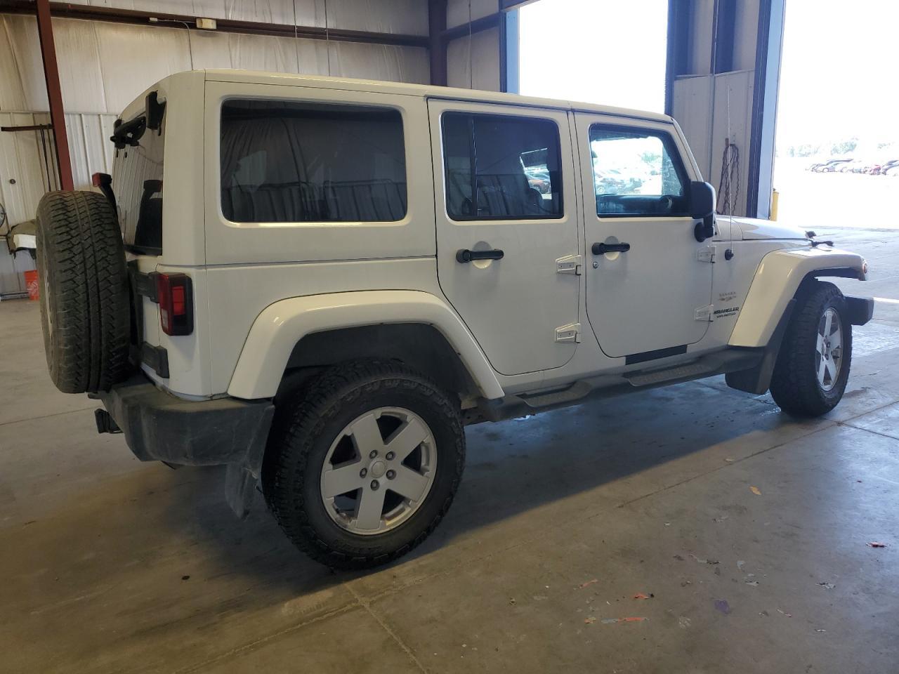 2012 JEEP WRANGLER U - Image 3