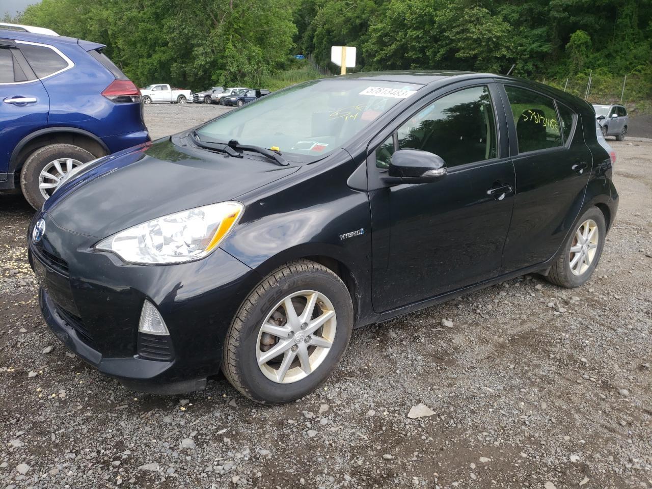 2014 TOYOTA PRIUS C car image