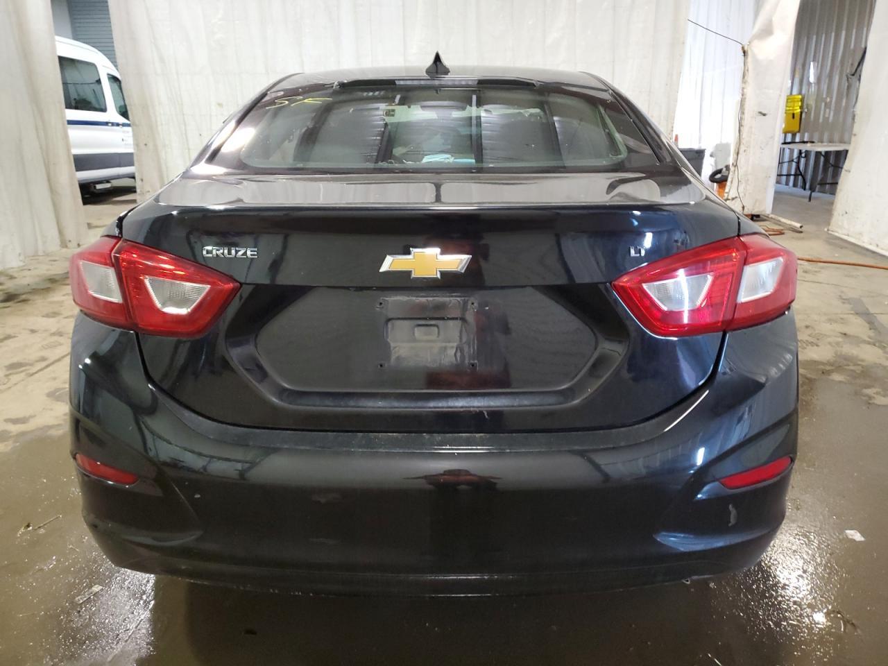 2017 CHEVROLET CRUZE LT - Фото 6