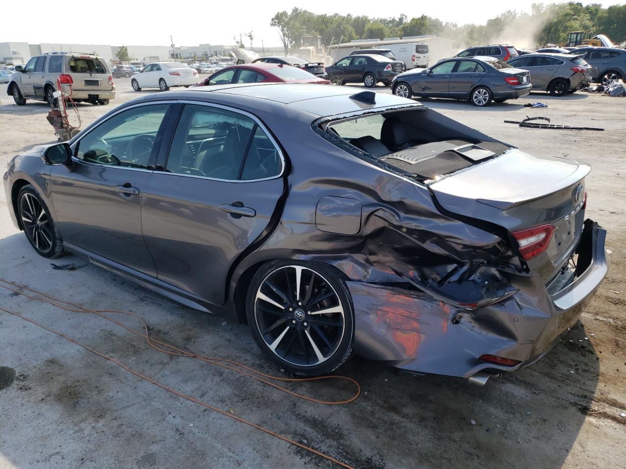 2018 TOYOTA CAMRY XSE - Image 2