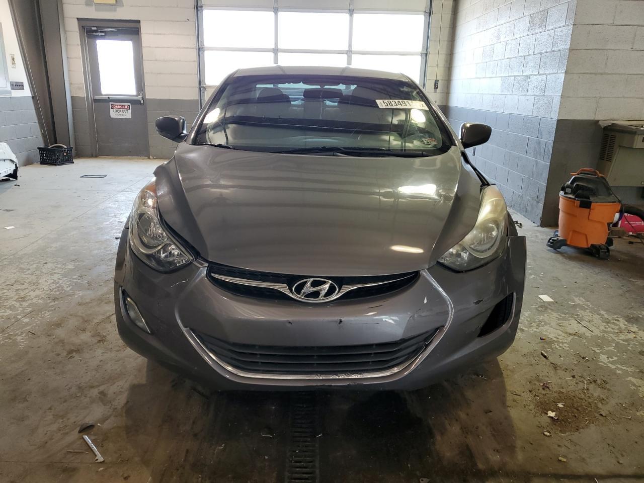 2013 HYUNDAI ELANTRA GL - Image 5
