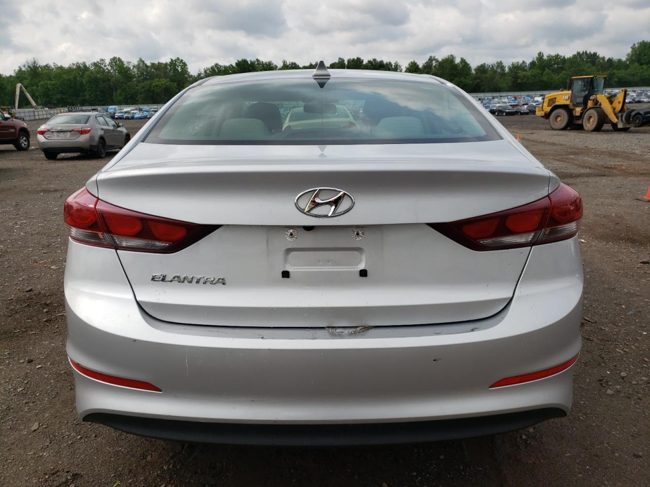 2018 HYUNDAI ELANTRA SE - Image 6