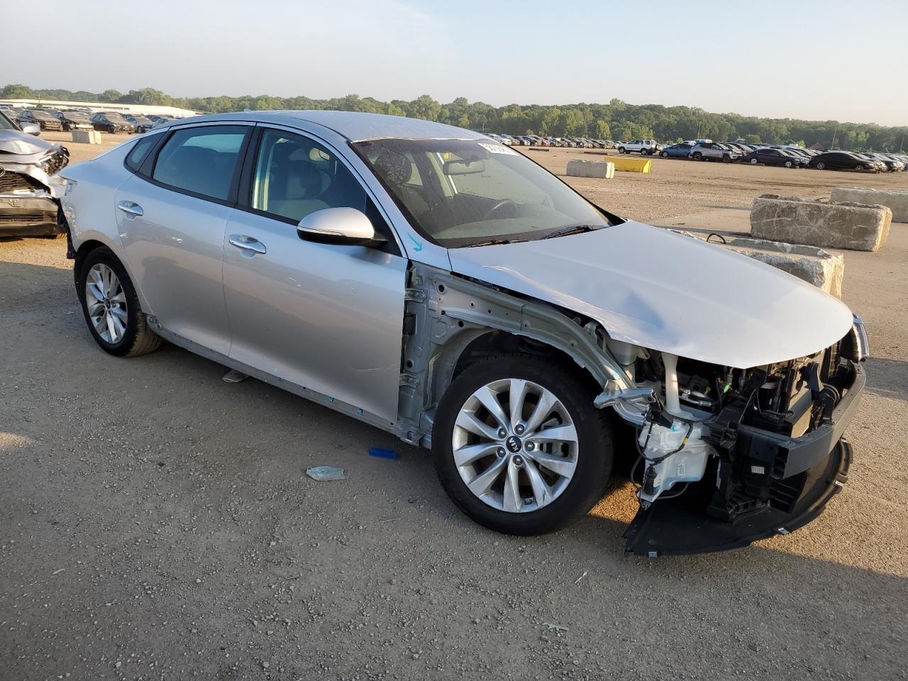 2016 KIA OPTIMA LX - Фото 4