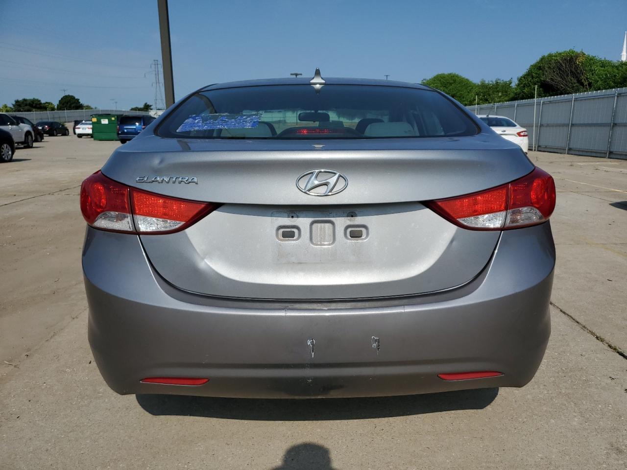 2013 HYUNDAI ELANTRA GL - Фото 6