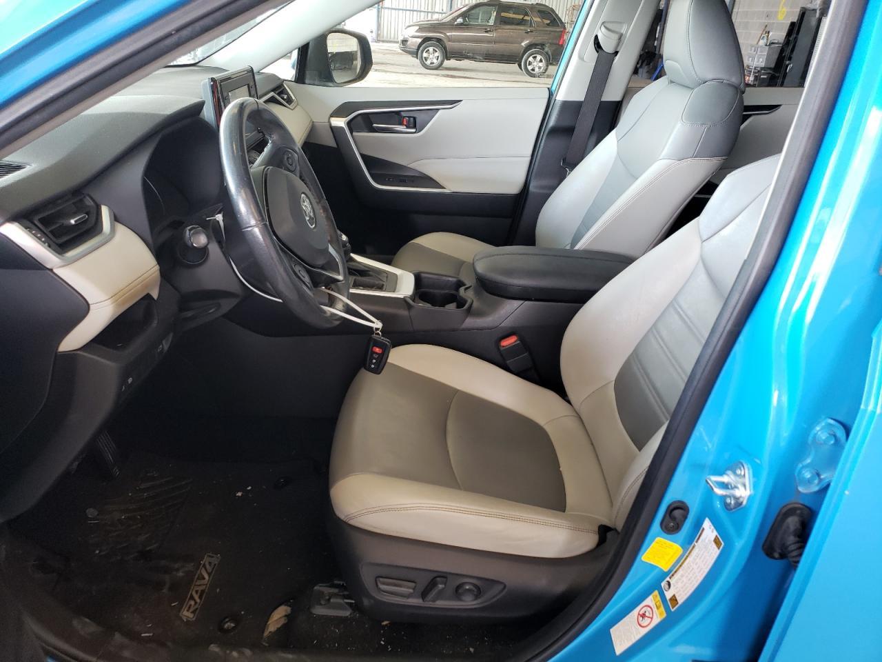 2019 TOYOTA RAV4 XLE P - Image 7