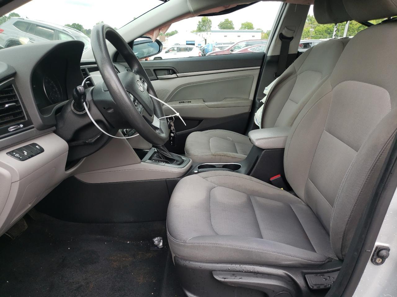 2018 HYUNDAI ELANTRA SE - Image 7