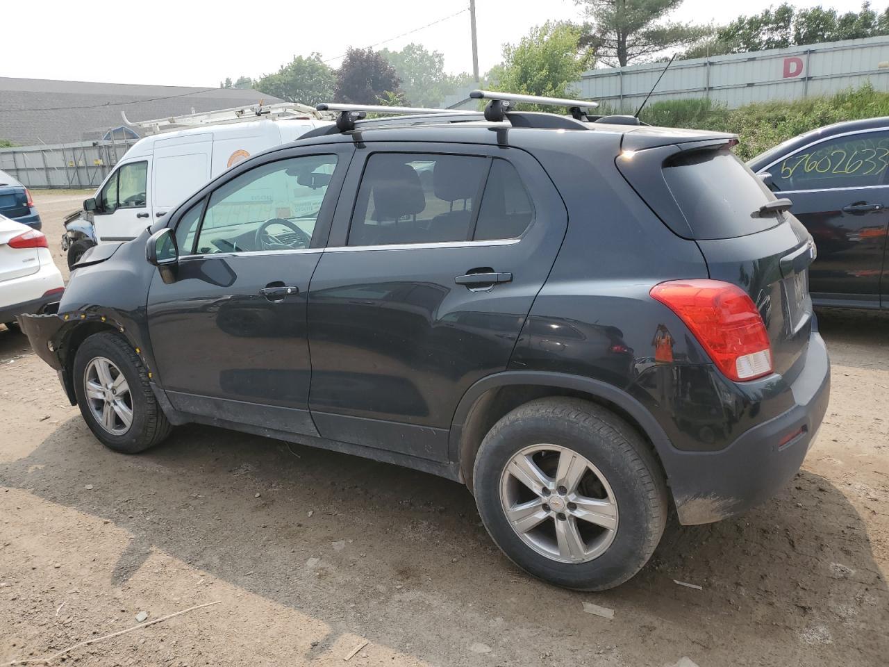 2015 CHEVROLET TRAX 1LT - Image 2