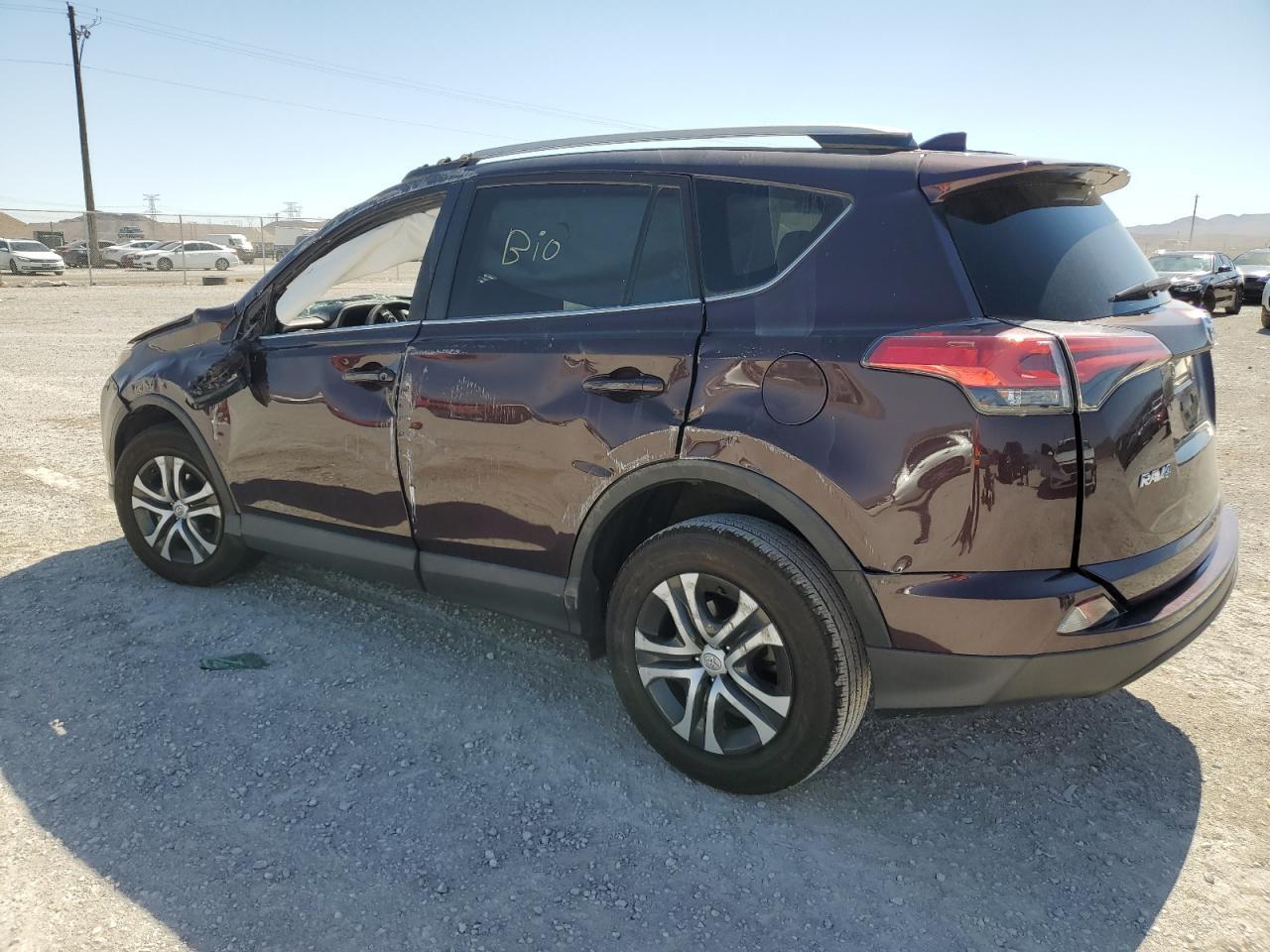 2017 TOYOTA RAV4 LE - Фото 2