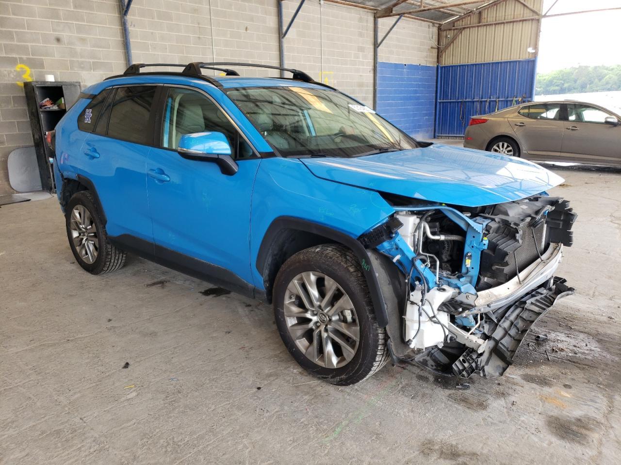 2019 TOYOTA RAV4 XLE P - Image 4
