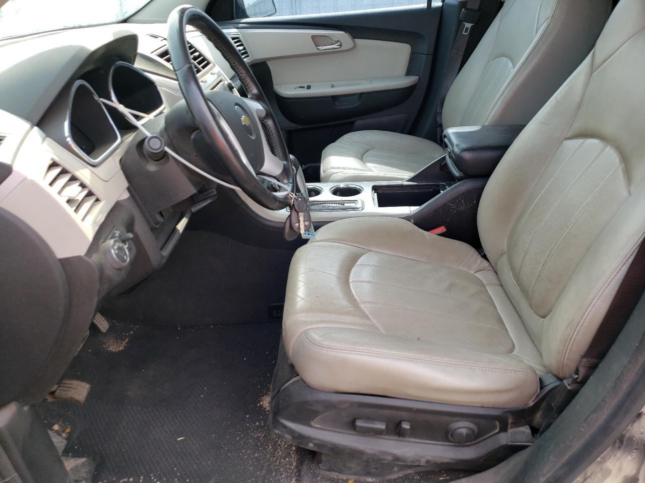 2012 CHEVROLET TRAVERSE L - Фото 7
