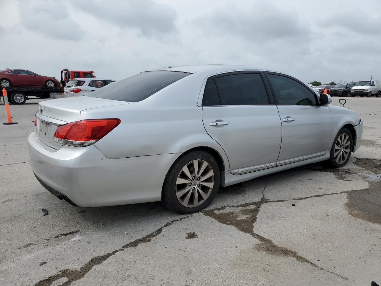 2011 TOYOTA AVALON BAS - Фото 3