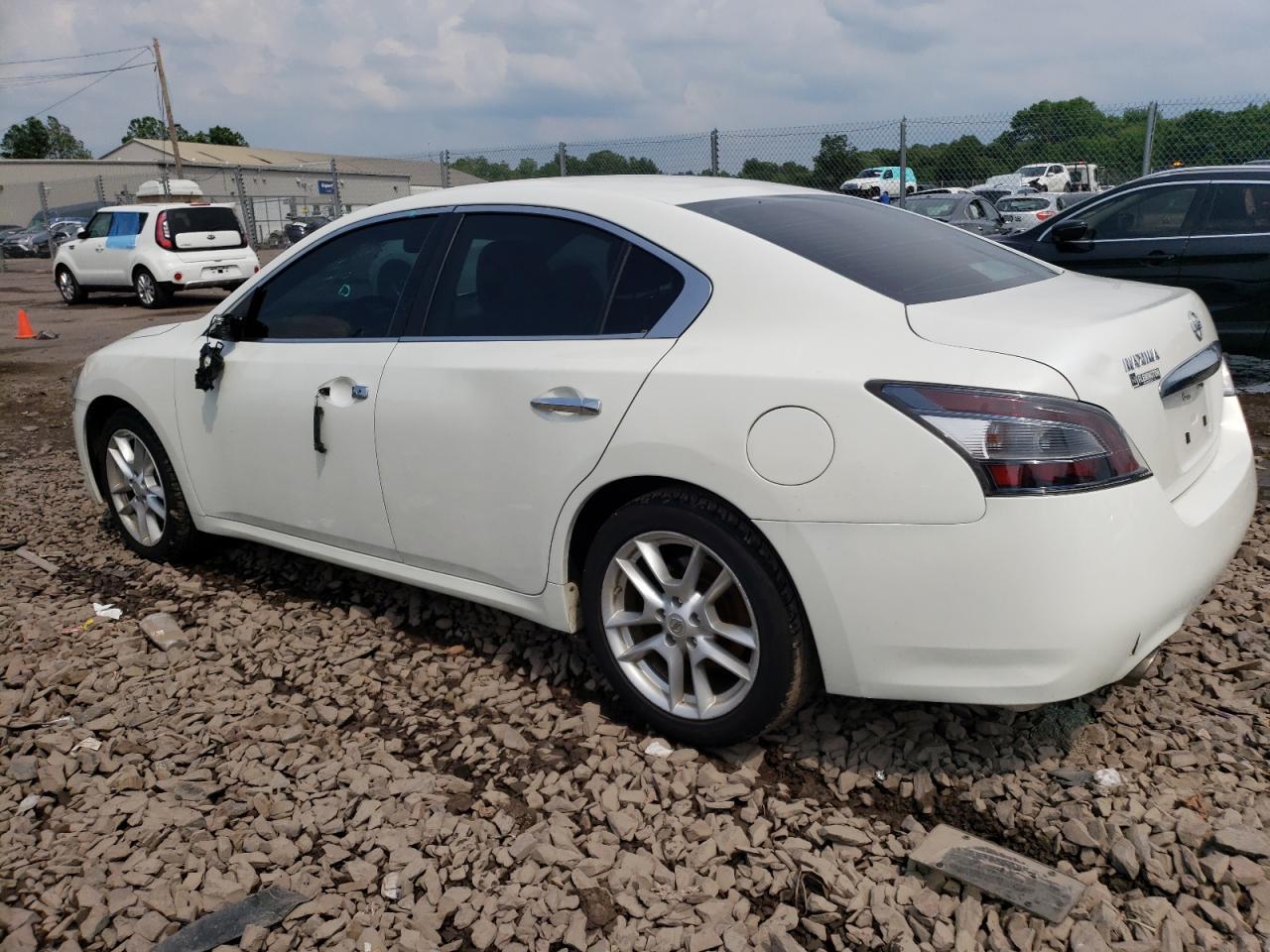 2014 NISSAN MAXIMA S - Фото 2