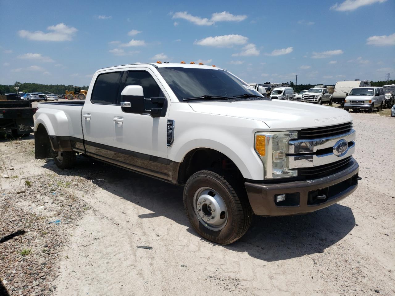2017 FORD F350 SUPER - Image 4