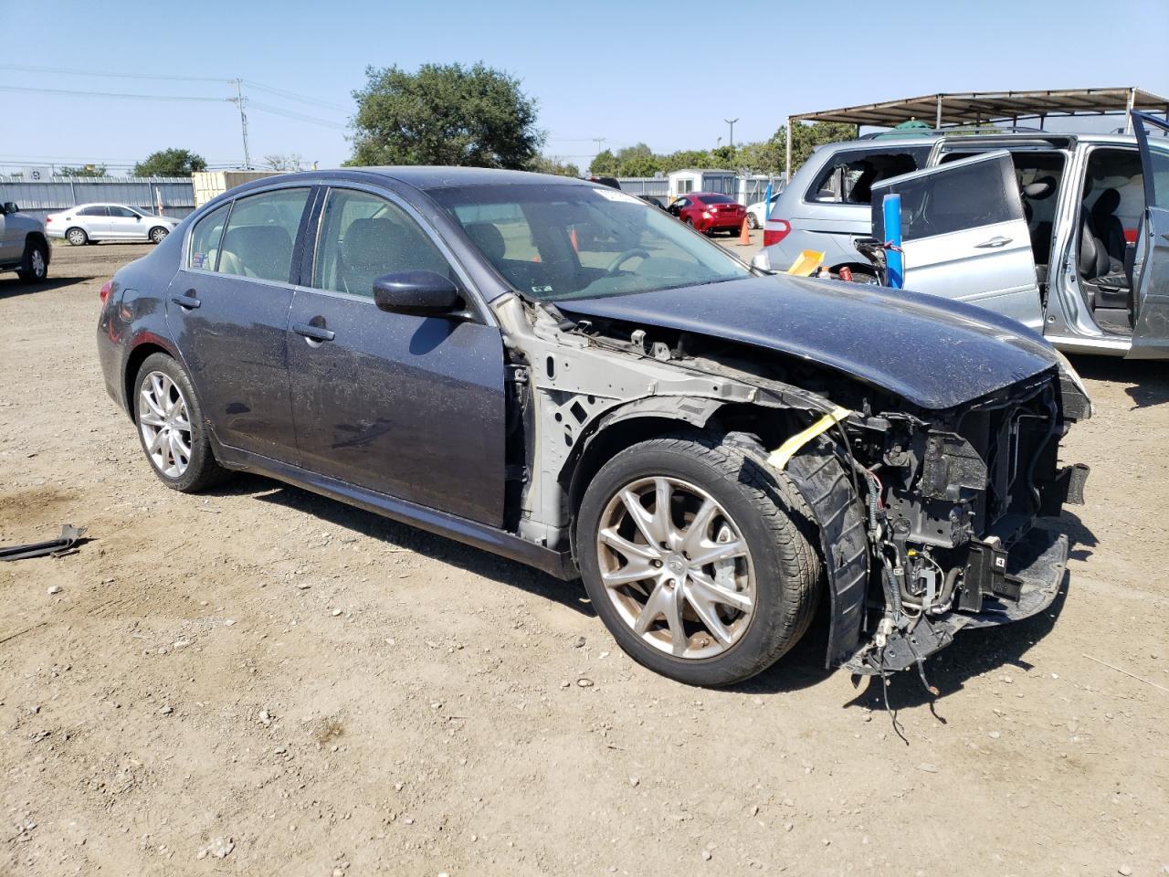 2012 INFINITI G37 BASE - Фото 4