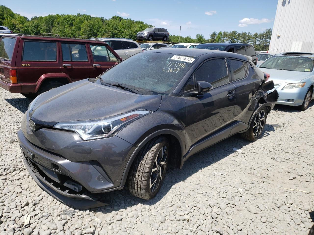 2018 TOYOTA C-HR XLE