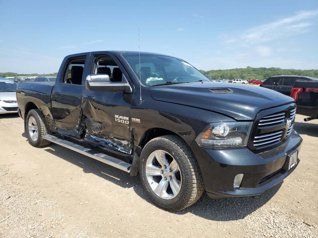 2015 RAM 1500 SPORT - Image 4