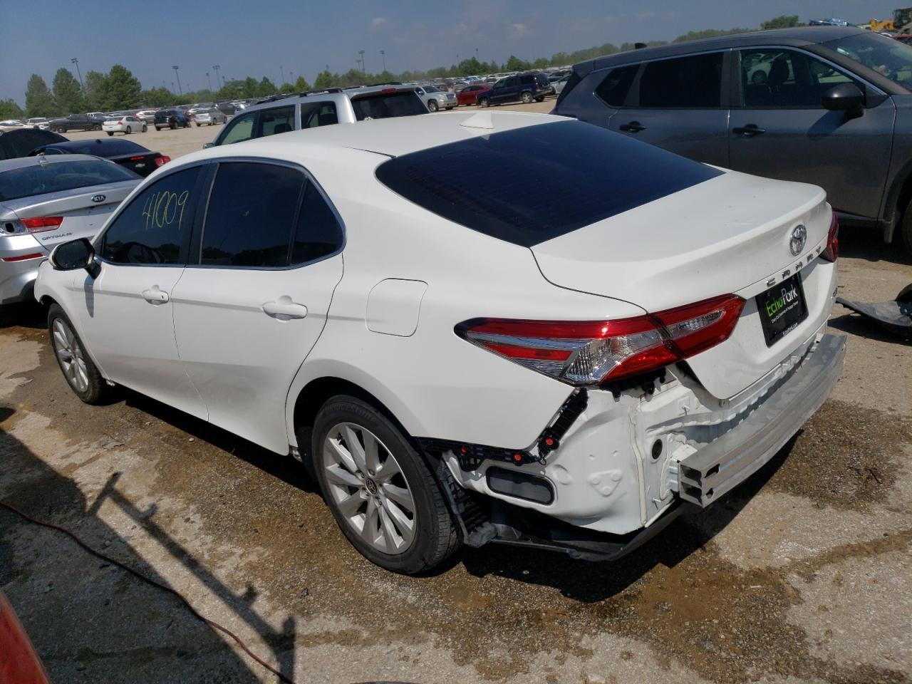 2020 TOYOTA CAMRY LE - Фото 2