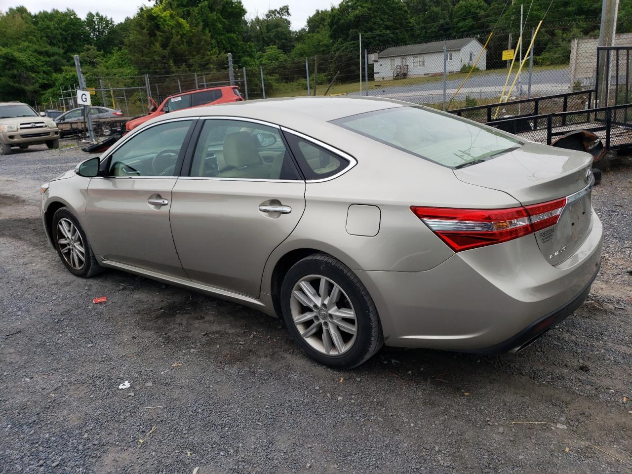 2014 TOYOTA AVALON BAS - Image 2