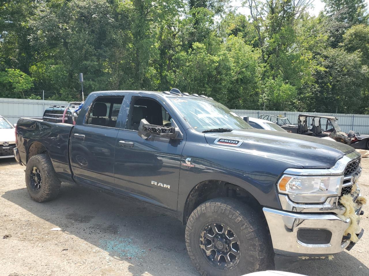 2022 RAM 2500 TRADE - Image 4