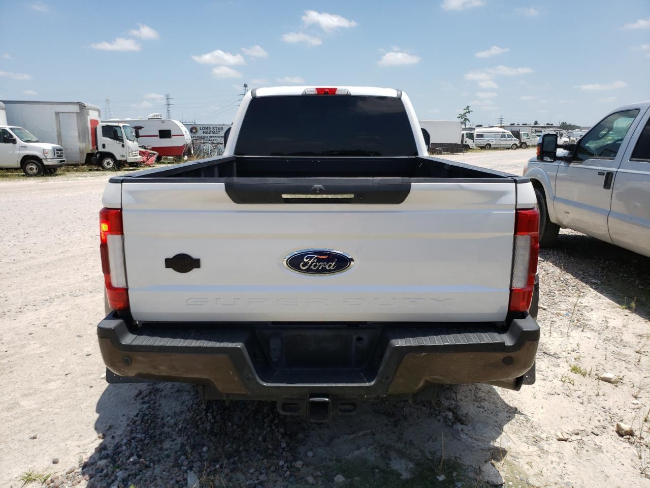 2017 FORD F350 SUPER - Image 6