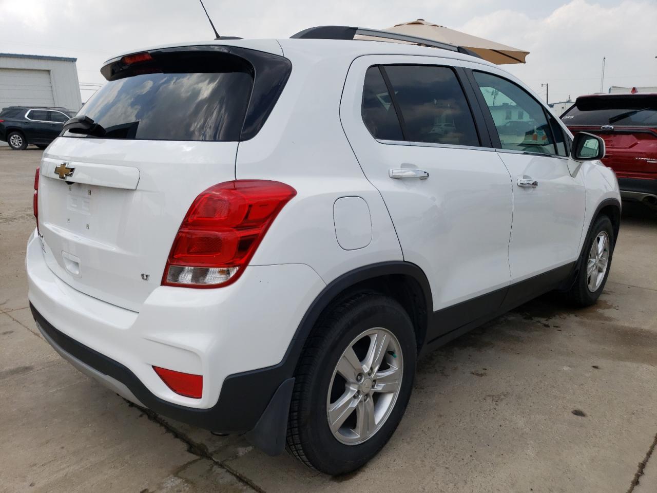 2019 CHEVROLET TRAX 1LT - Фото 3
