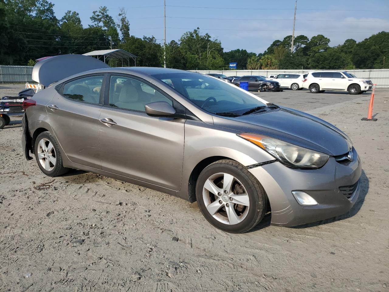 2013 HYUNDAI ELANTRA GL - Image 4