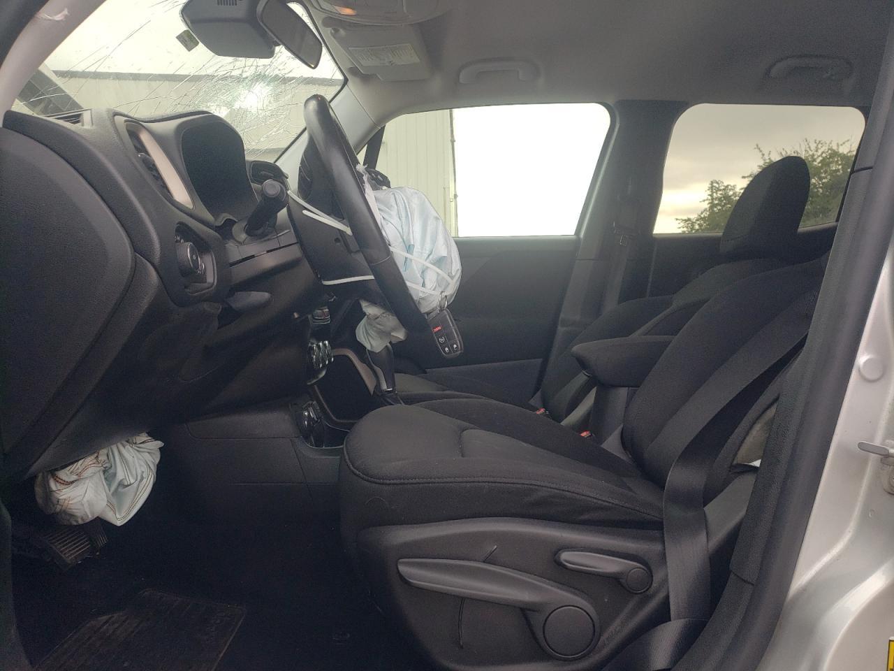 2017 JEEP RENEGADE L - Фото 7
