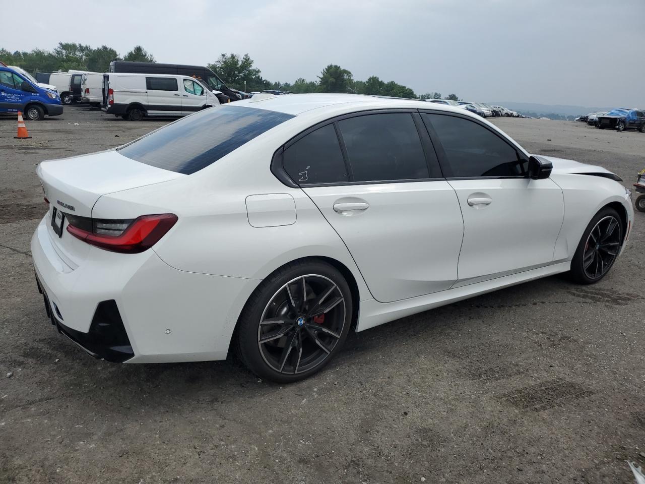 2023 BMW M340XI - Фото 3