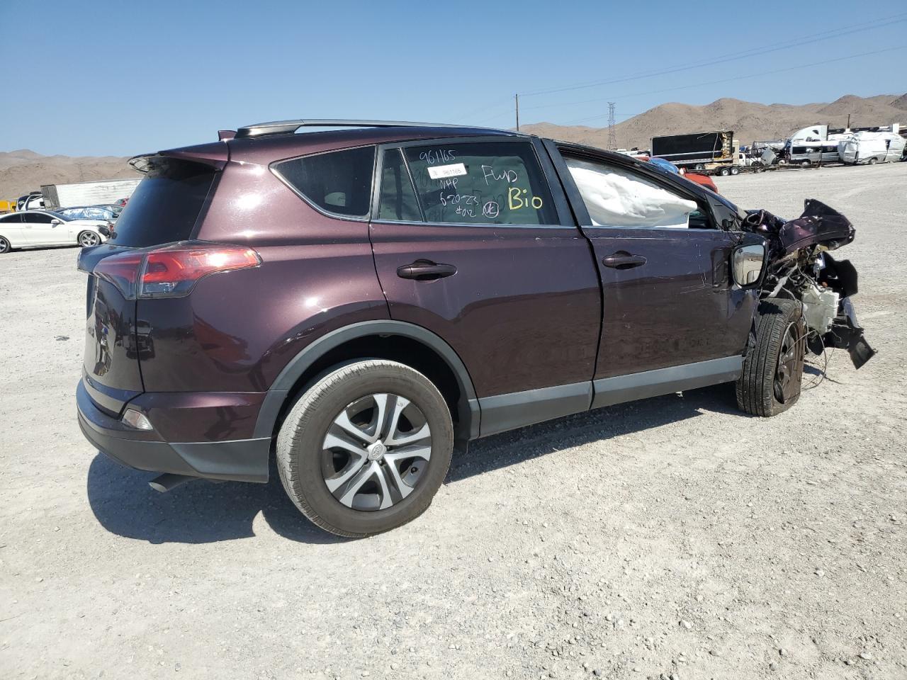 2017 TOYOTA RAV4 LE - Фото 3