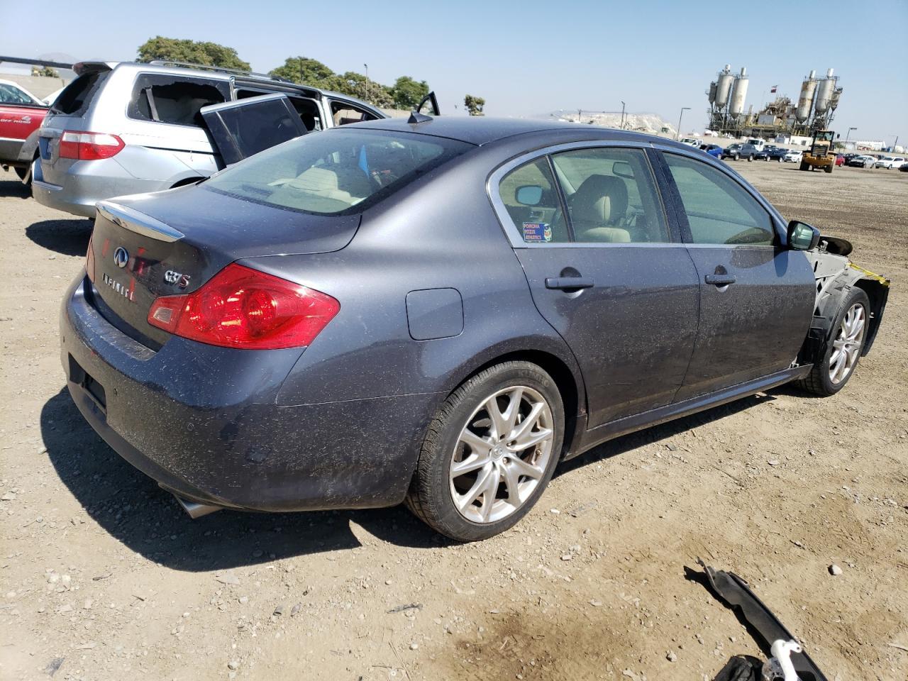 2012 INFINITI G37 BASE - Фото 3