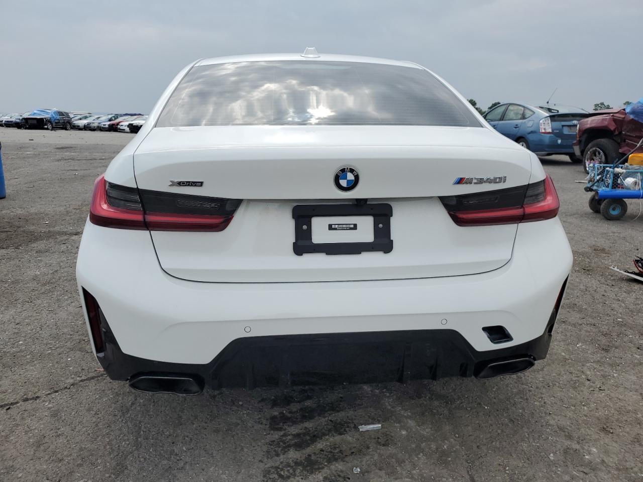 2023 BMW M340XI - Фото 6