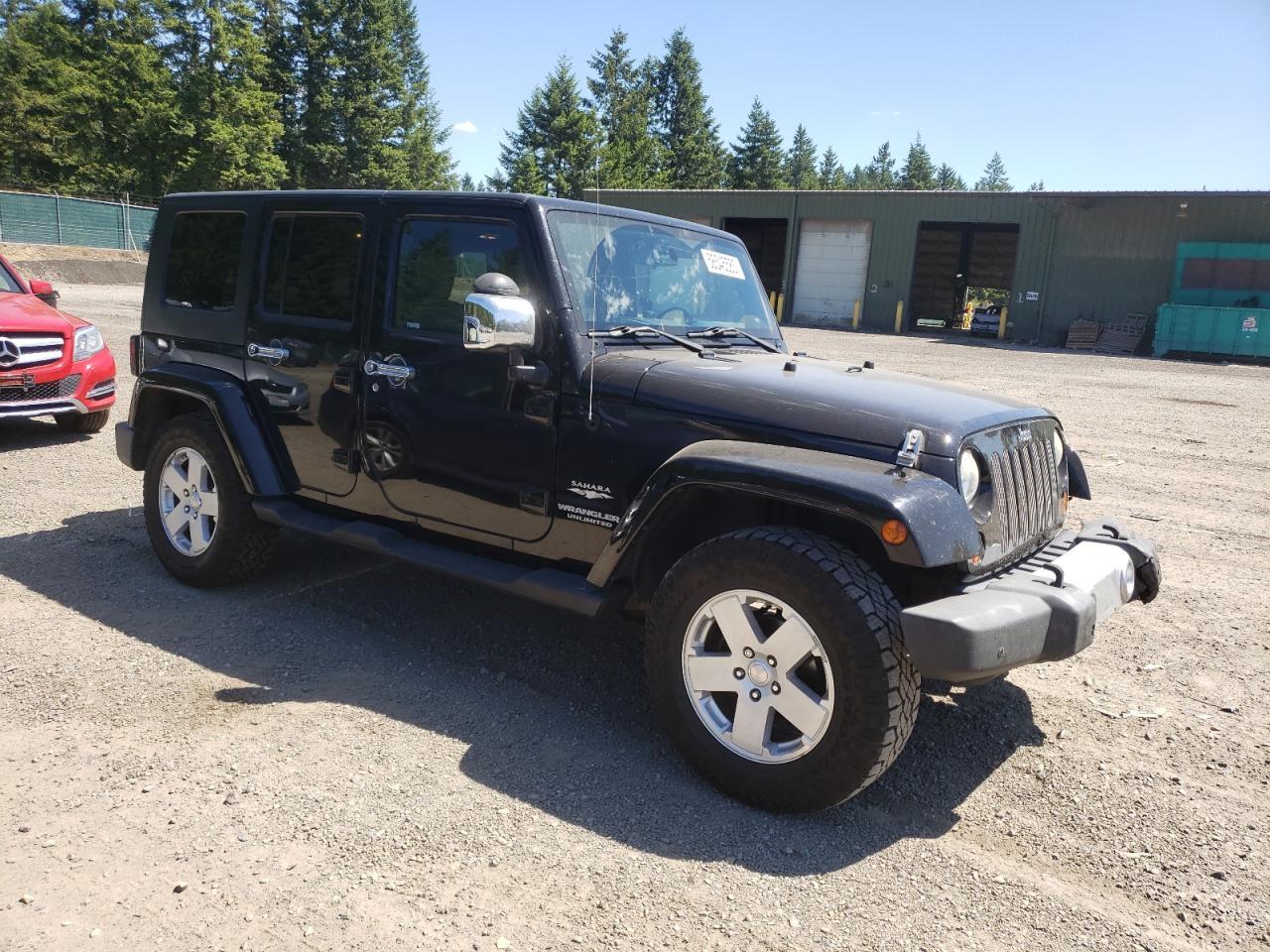 2010 JEEP WRANGLER U - Image 4