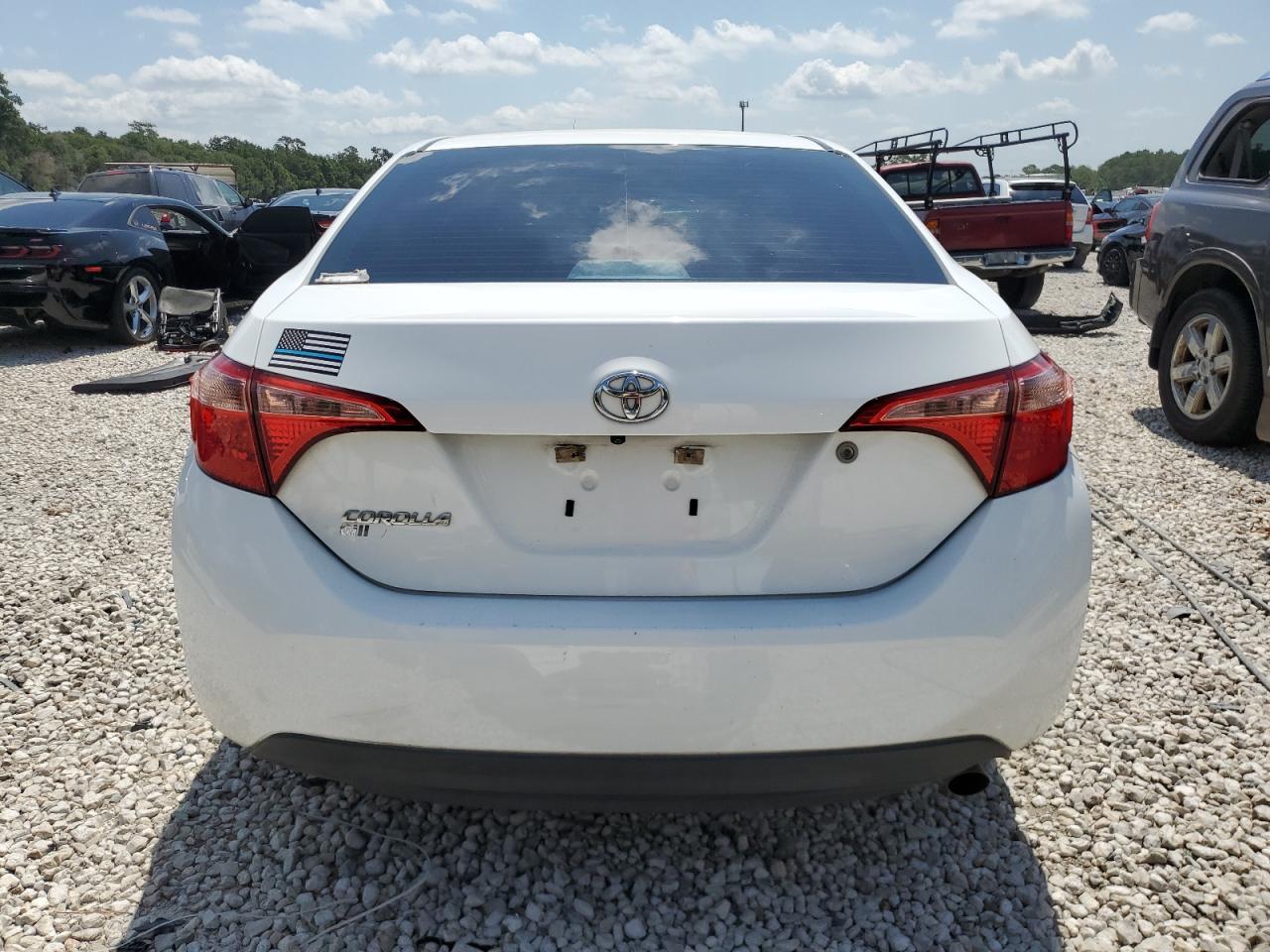 2018 TOYOTA COROLLA L - Image 6