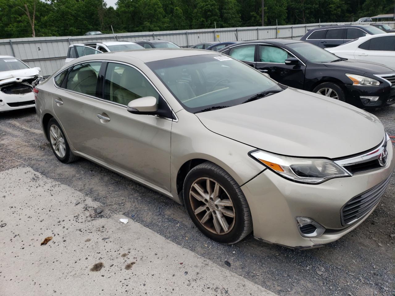 2014 TOYOTA AVALON BAS - Image 4