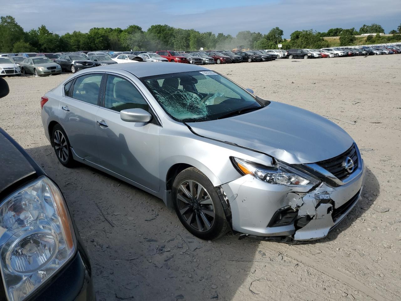 2016 NISSAN ALTIMA 2.5 - Фото 4
