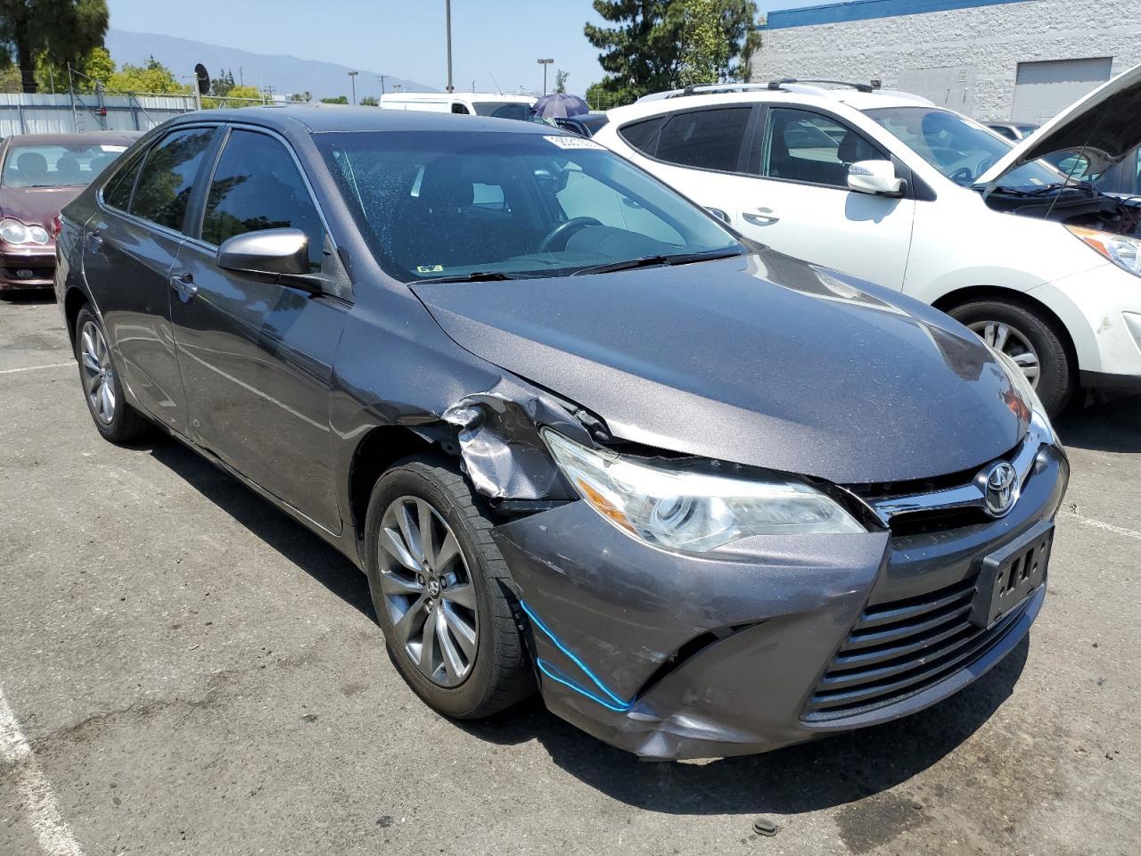 2017 TOYOTA CAMRY LE - Фото 4