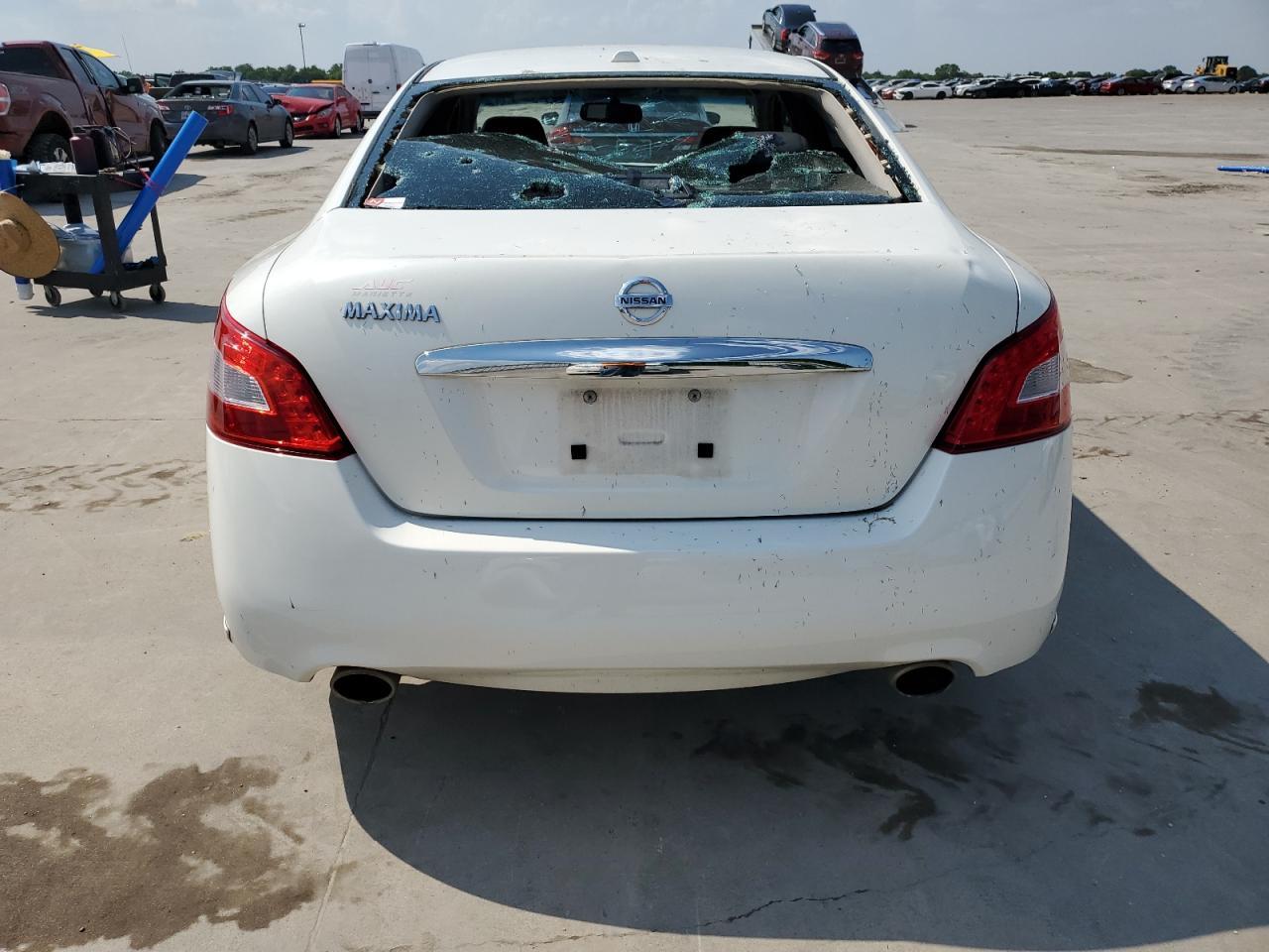 2011 NISSAN MAXIMA S - Фото 6