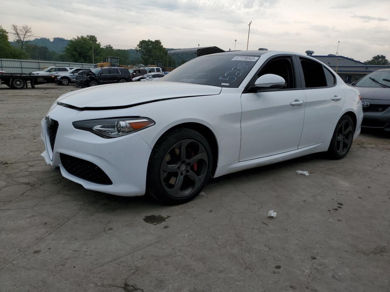 2017 ALFA ROMEO GIULIA TI car image