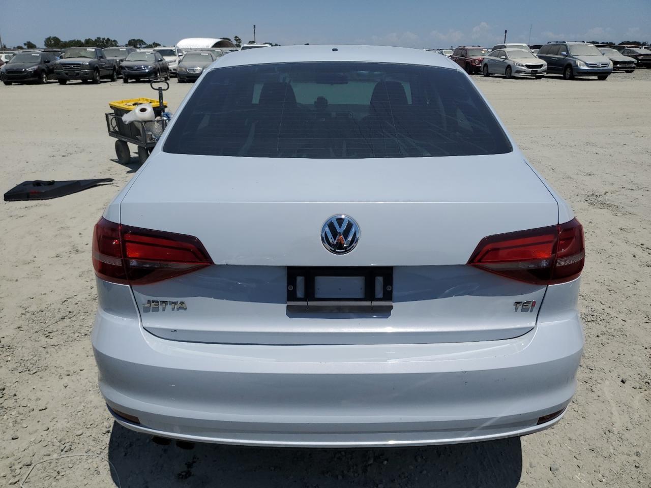 2017 VOLKSWAGEN JETTA S - Image 6