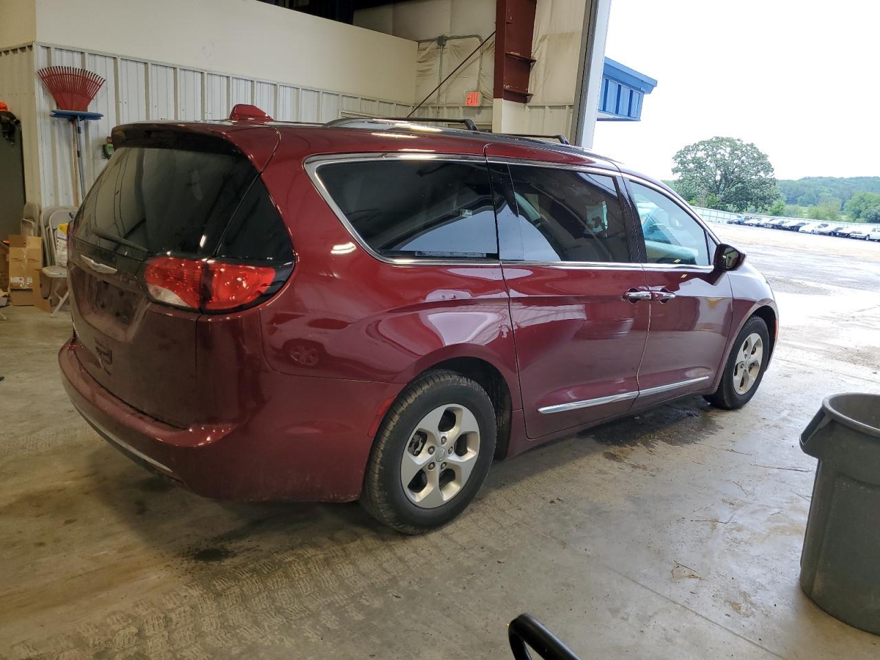 2017 CHRYSLER PACIFICA T - Image 3