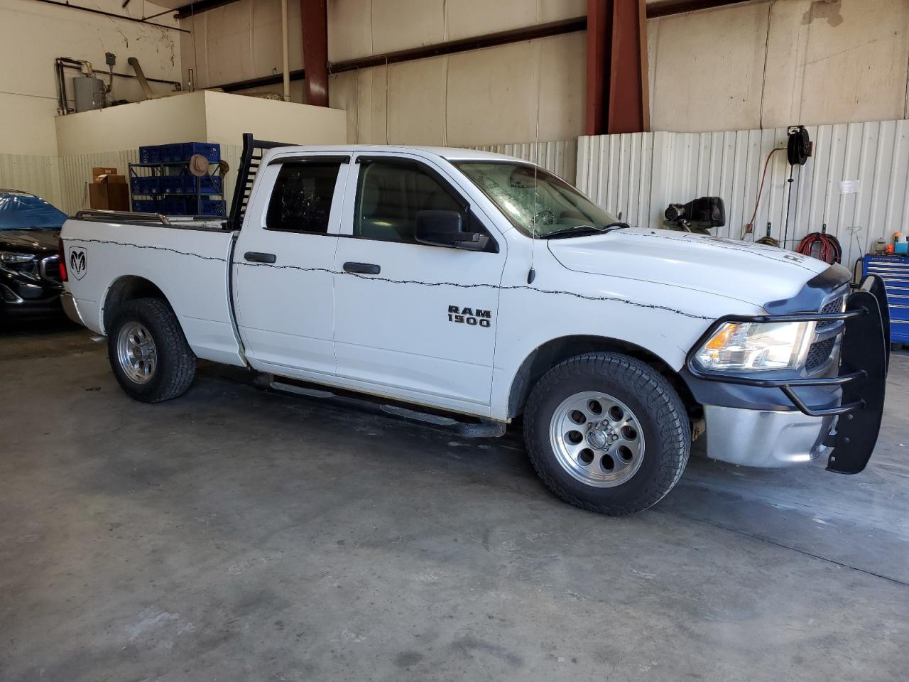 2018 RAM 1500 ST - Image 4