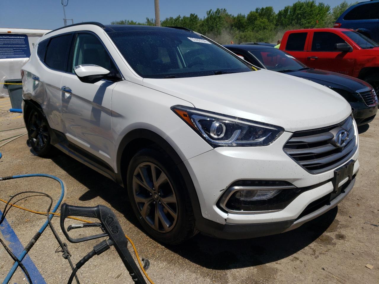 2017 HYUNDAI SANTA FE S - Image 4