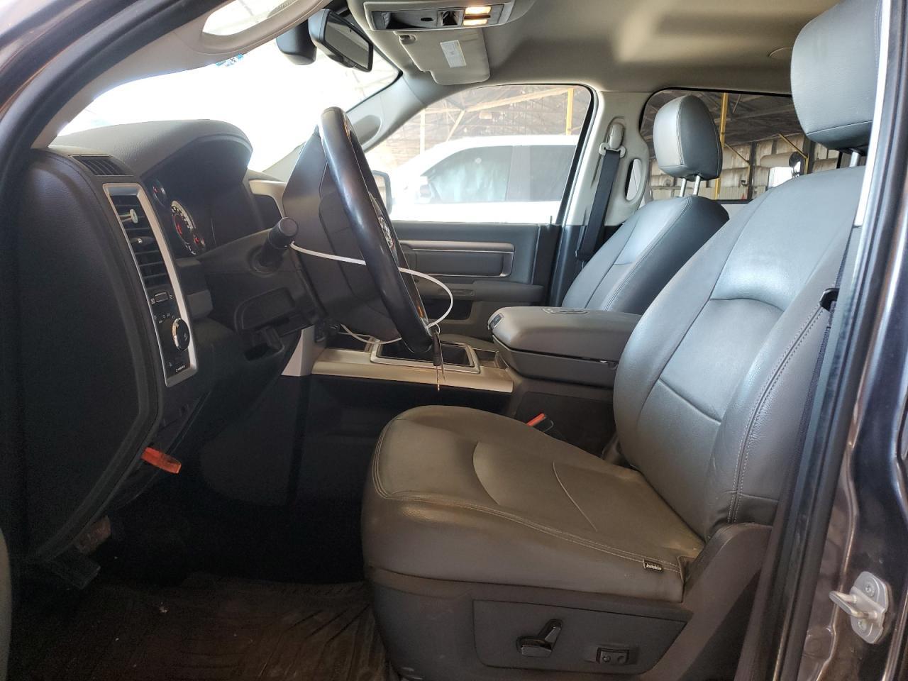 2015 RAM 1500 SLT - Image 7