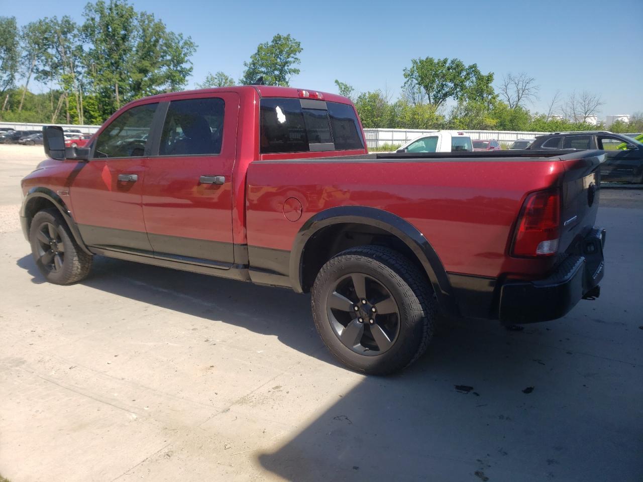 2015 RAM 1500 SLT - Image 2